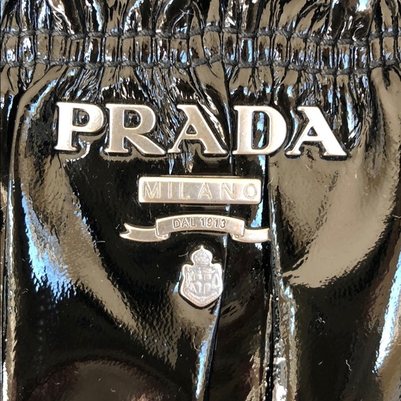 Prada Matelasse Black Patent Leather Bag Black - Picture 4 of 10